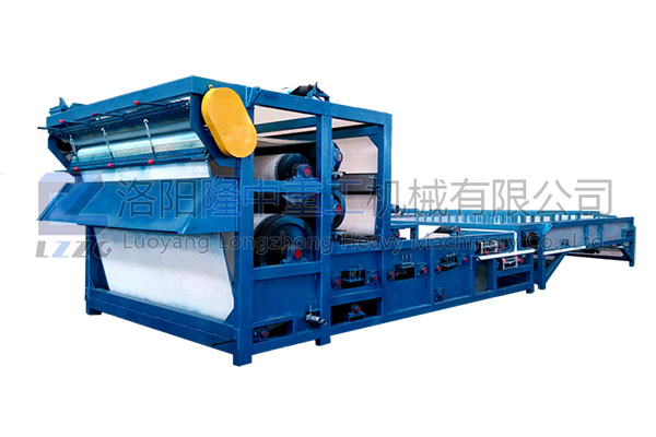 小型環(huán)保帶式壓濾機大心臟顯真功夫—環(huán)保效率兼顧