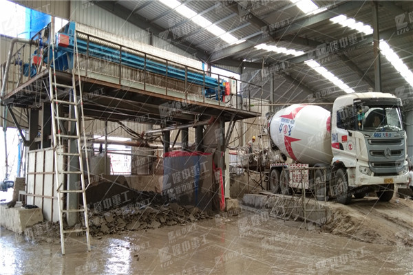 廂式隔膜壓濾機(jī)濾室為什么會出現(xiàn)泄漏？有什么解決辦法？