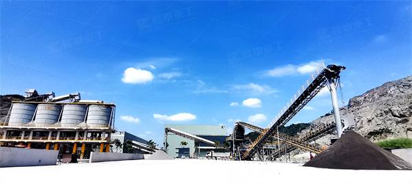 水洗砂生產(chǎn)線方案配置，要求兩月加工六萬噸石料，石子沙子都要
